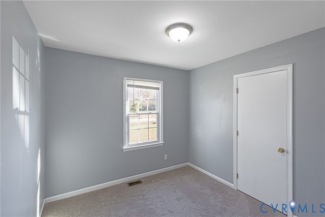 133 Lakewood Dr, Petersburg, VA 23805