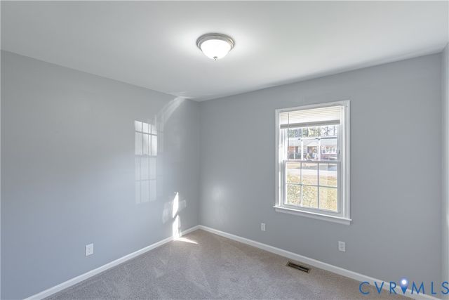 133 Lakewood Dr, Petersburg, VA 23805