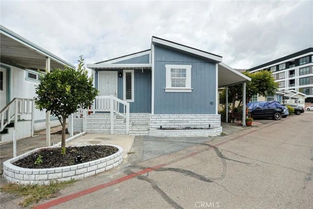 7887 Lampson 10, Garden Grove, CA 92841