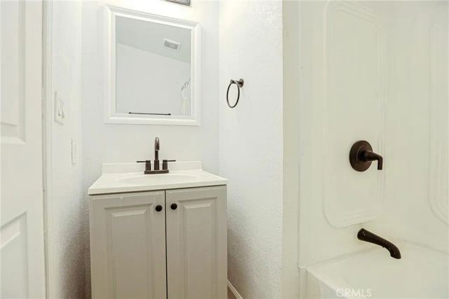 7887 Lampson 10, Garden Grove, CA 92841