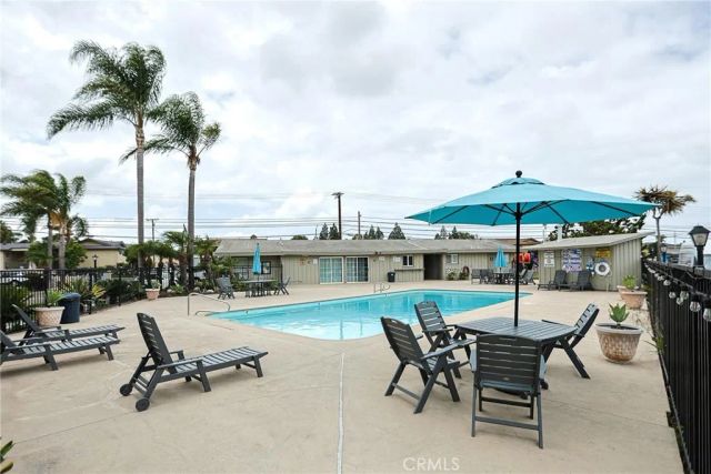 7887 Lampson 10, Garden Grove, CA 92841