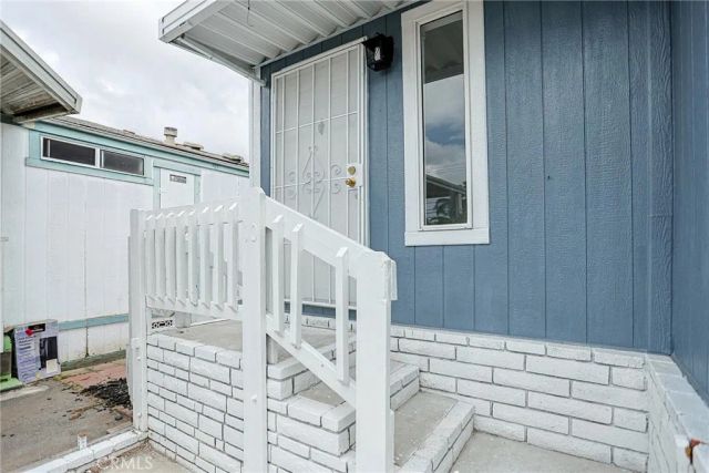 7887 Lampson 10, Garden Grove, CA 92841