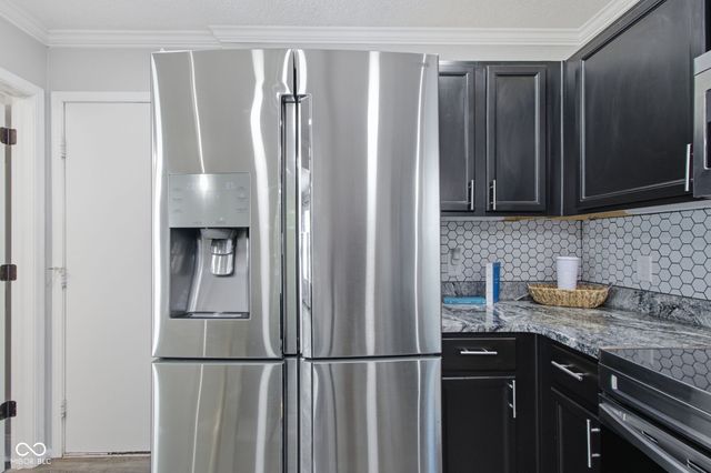 1748 Feather Reed Lane, Greenwood, IN 46143