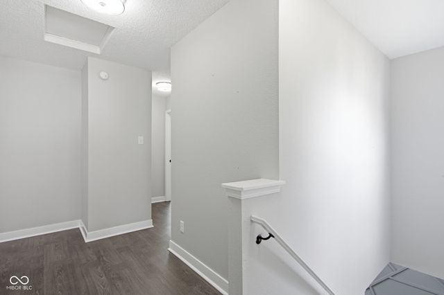 1748 Feather Reed Lane, Greenwood, IN 46143