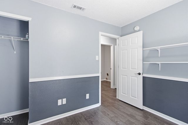 1748 Feather Reed Lane, Greenwood, IN 46143