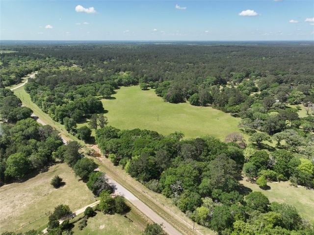 32023 Courtney Road, Waller, TX 77484