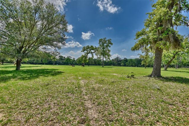 32023 Courtney Road, Waller, TX 77484