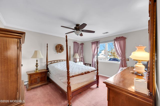 1005 Plimsoll Pt, Lanoka Harbor, NJ 08734