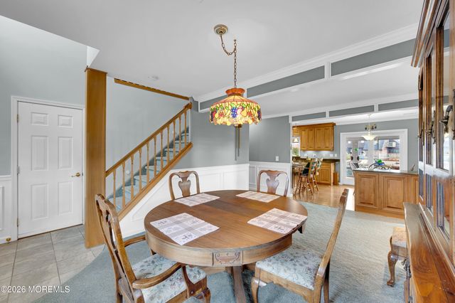 1005 Plimsoll Pt, Lanoka Harbor, NJ 08734