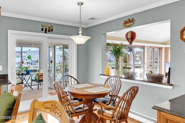 1005 Plimsoll Pt, Lanoka Harbor, NJ 08734