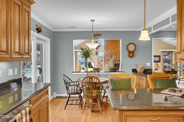 1005 Plimsoll Pt, Lanoka Harbor, NJ 08734