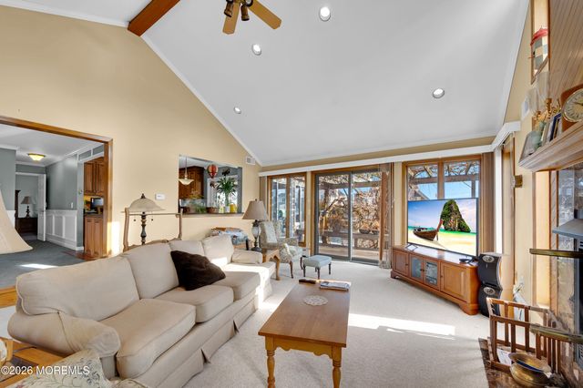 1005 Plimsoll Pt, Lanoka Harbor, NJ 08734