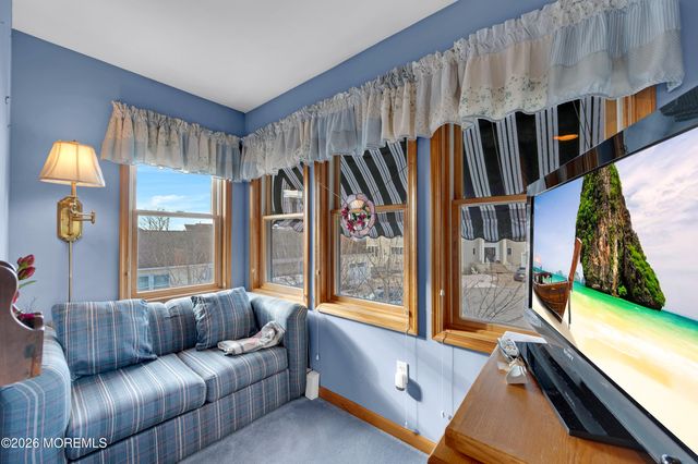 1005 Plimsoll Pt, Lanoka Harbor, NJ 08734