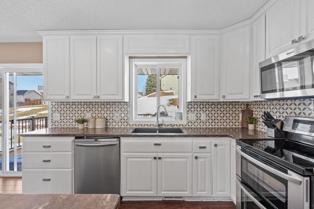 4405 Mazula Court NE, Saint Michael, MN 55376