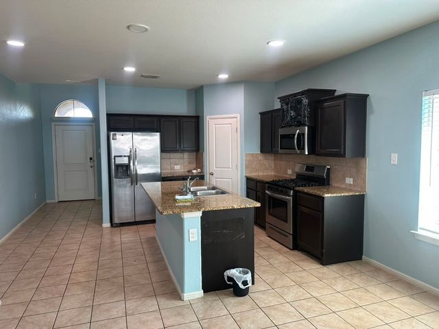 10129 Clemmons Road, Fort Worth, TX 76108