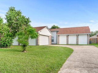 13515 Wimbledon Oaks Drive, Houston, TX 77065