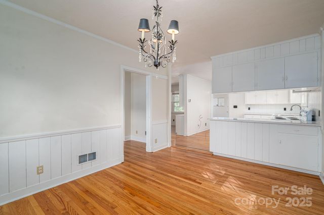 722 Hillcrest Avenue, Gastonia, NC 28052