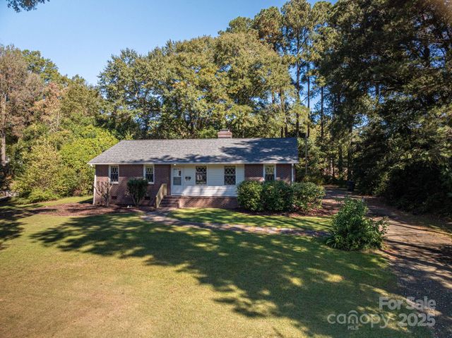 722 Hillcrest Avenue, Gastonia, NC 28052