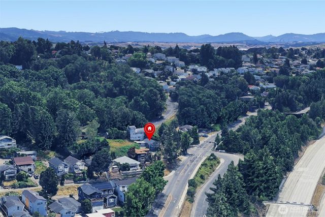 1924 S Graham Street, Seattle, WA 98108