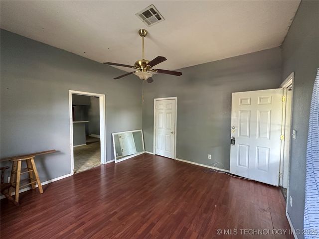 108 E Court, Mcalester, OK 74501