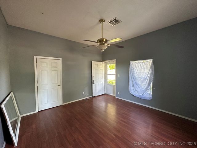 108 E Court, Mcalester, OK 74501