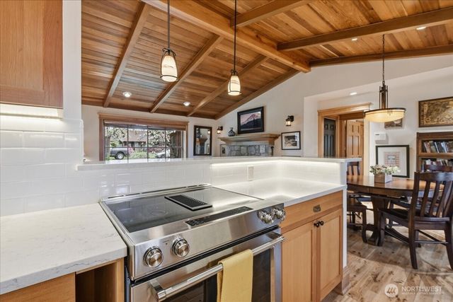 5805 Montana Lane, Vancouver, WA 98661