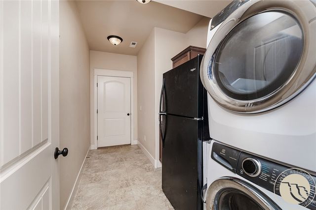 1526 Spring Gulch WAY, Billings, MT 59105