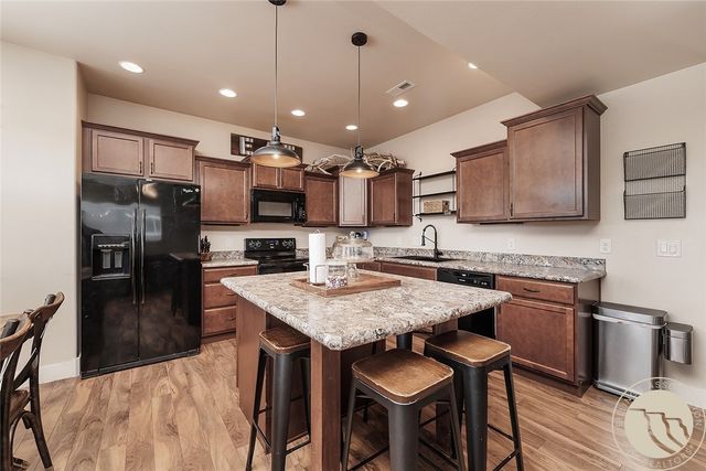 1526 Spring Gulch WAY, Billings, MT 59105