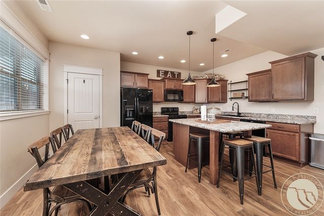 1526 Spring Gulch WAY, Billings, MT 59105