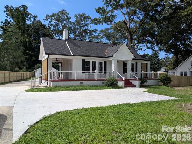 933 W Warren Street, Shelby, NC 28150