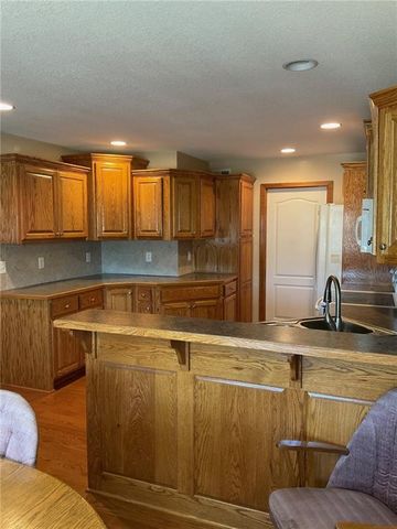 4432 NE 71st Terrace, Kansas City, MO 64119