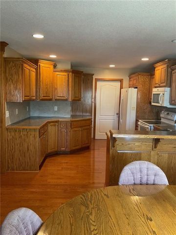 4432 NE 71st Terrace, Kansas City, MO 64119