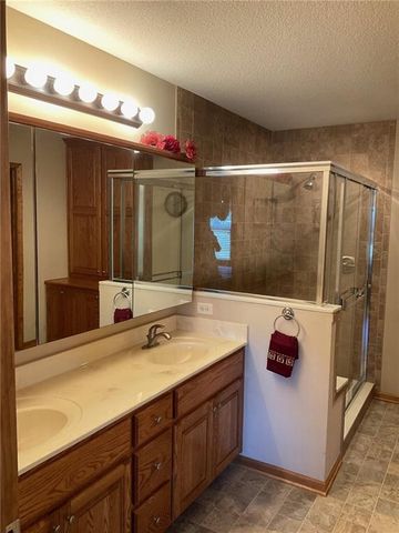 4432 NE 71st Terrace, Kansas City, MO 64119