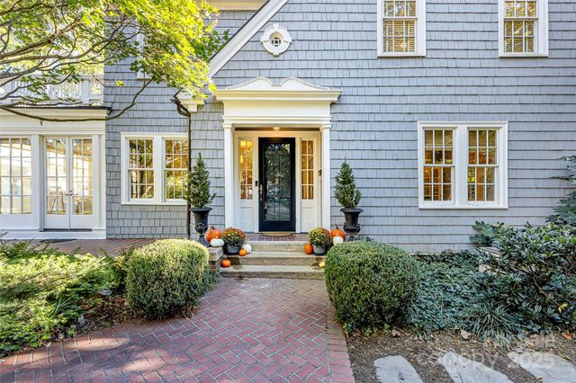2119 Dilworth Road E, Charlotte, NC 28203