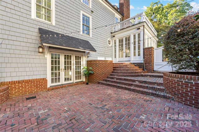 2119 Dilworth Road E, Charlotte, NC 28203