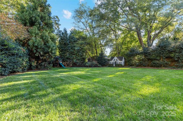 2119 Dilworth Road E, Charlotte, NC 28203