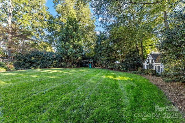 2119 Dilworth Road E, Charlotte, NC 28203