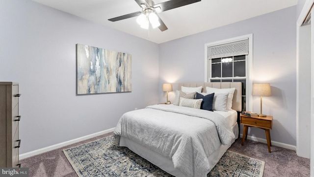 7 GREENWICH CT, Newark, DE 19702