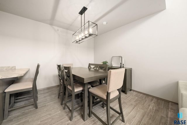 7705 S Townsley Ave Avenue 8, Sioux Falls, SD 57108