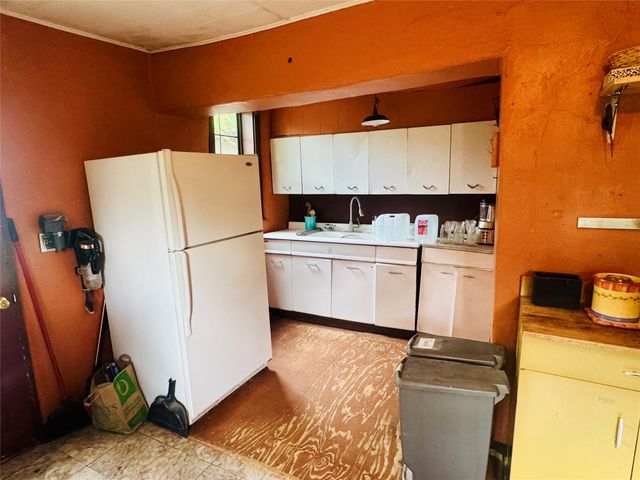 1350 County Road 41, Velarde, NM 87582