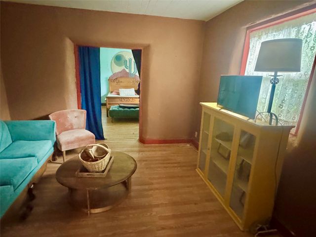 1350 County Road 41, Velarde, NM 87582