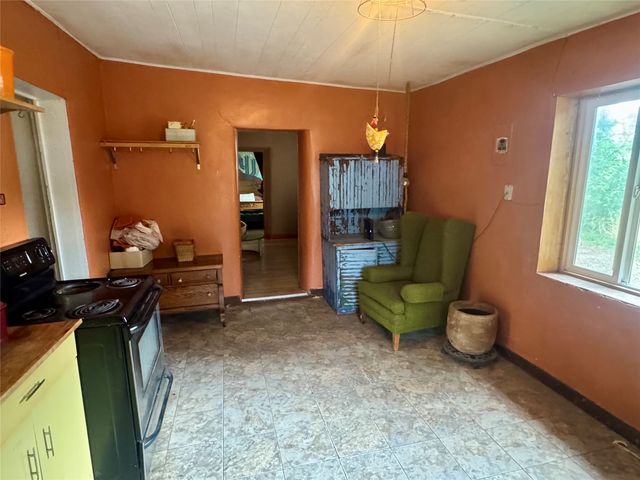1350 County Road 41, Velarde, NM 87582