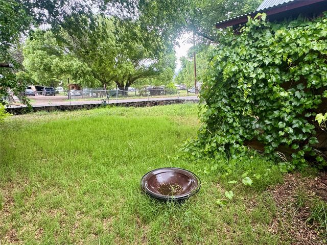 1350 County Road 41, Velarde, NM 87582