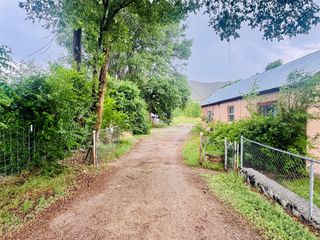 1350 County Road 41, Velarde, NM 87582