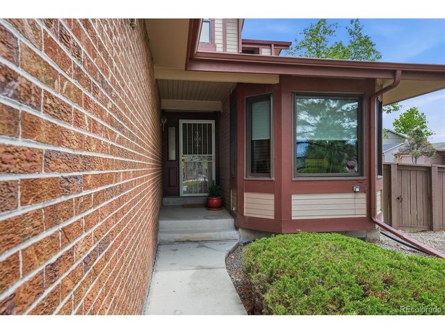 1304 Briar Cir, Highlands Ranch, CO 80126