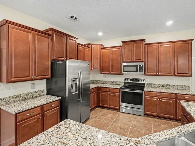 2862 CAPTIVA STREET, Clermont, FL 34711