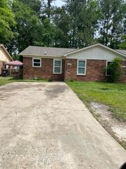 342 Dorchester Manor Boulevard B, North Charleston, SC 29420