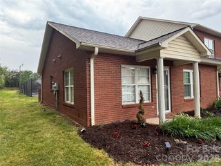 102 Brandywine Drive NE M1, Conover, NC 28613