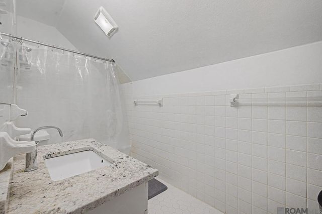 3757 Annette Dr, Metairie, LA 70001