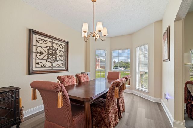 201 Cozy Lane, Cedar Hill, TX 75104